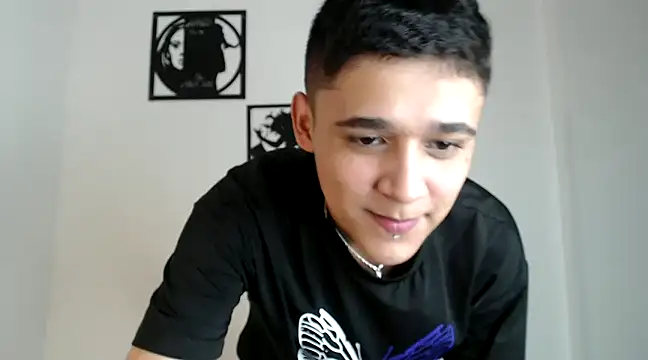 kaiine190 online show from December 17, 2024, 10:11 pm