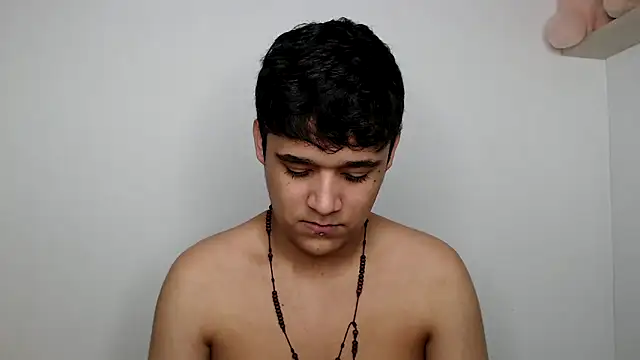 kaiine190 online show from October 10, 2025, 10:20 pm