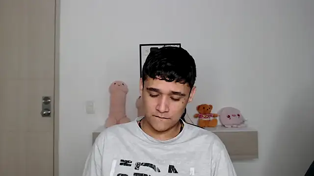 kaiine190 online show from January 15, 2026, 10:42 am