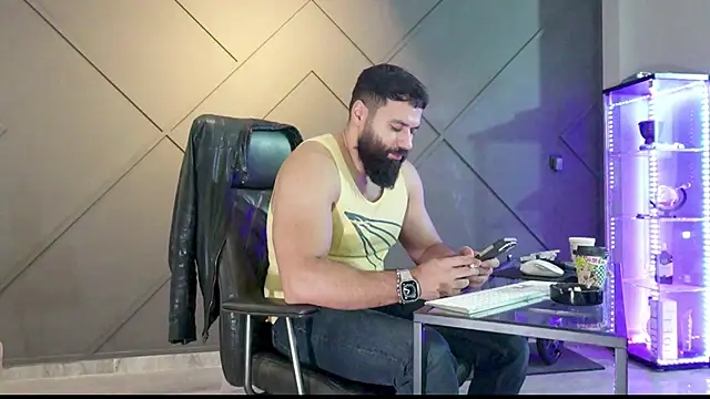 Snapshot of mattmasterss chatting on December 2, 2024, 8:41 am mattmasterss online show from December 2, 2024, 8:41 am
