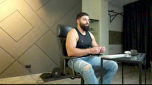Snapshot of mattmasterss chatting on January 26, 2025, 11:18 pm mattmasterss online show from January 26, 2025, 11:18 pm