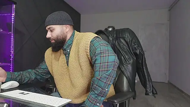 mattmasterss online show from February 3, 2026, 2:53 am