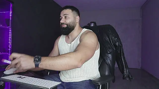 mattmasterss online show from February 3, 2026, 10:15 pm