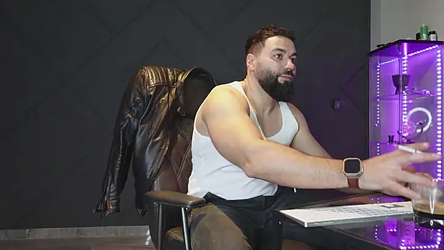 mattmasterss online show from March 3, 2026, 10:26 pm