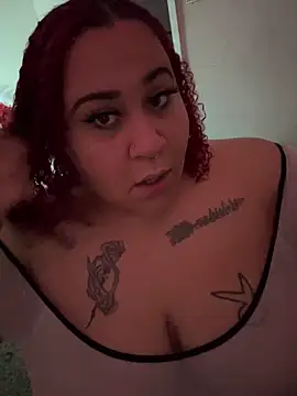 Snapshot of Juicyjordie chatting on December 3, 2024, 6:48 am Juicyjordie online show from December 3, 2024, 6:48 am