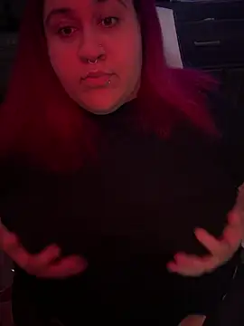 Snapshot of Juicyjordie chatting on October 31, 2025, 3:29 am Juicyjordie online show from October 31, 2025, 3:29 am