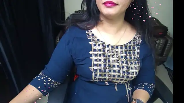 Arushisingh8888 online show from April 1, 2026, 1:34 pm