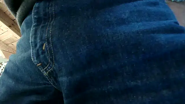 TWENTYONE0021 online show from January 7, 2025, 7:10 am