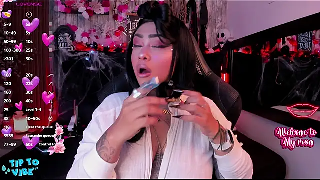 Neko Misaki online show from October 12, 2025, 12:48 pm