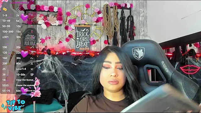 Neko Misaki online show from October 19, 2025, 11:44 am