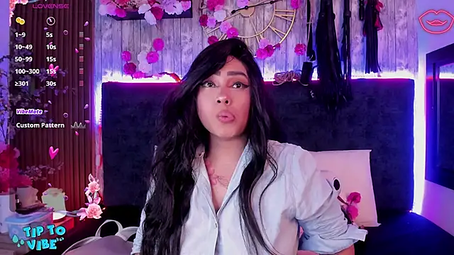 Neko Misaki online show from November 20, 2025, 2:28 pm