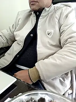 Hot-man39 online show from January 19, 2025, 6:31 am