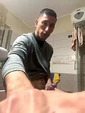 Gionnytav online show from November 6, 2025, 4:41 pm