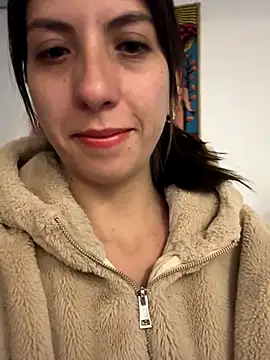 Megannklein online show from September 28, 2025, 3:12 am