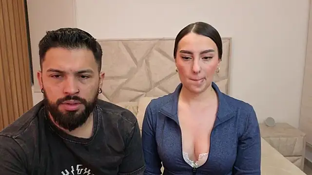 teseo and afroditha  online show from September 17, 2025, 3:52 am