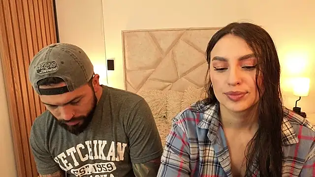 teseo and afroditha  online show from December 1, 2025, 4:50 am