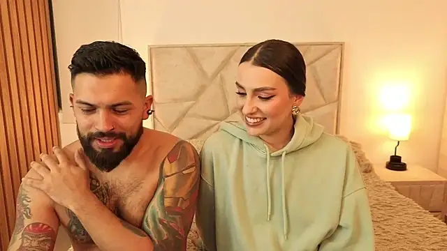 teseo and afroditha  online show from December 4, 2025, 3:27 am