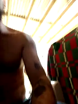 Snapshot of manucho2023 chatting on November 3, 2025, 6:09 pm manucho2023 online show from November 3, 2025, 6:09 pm