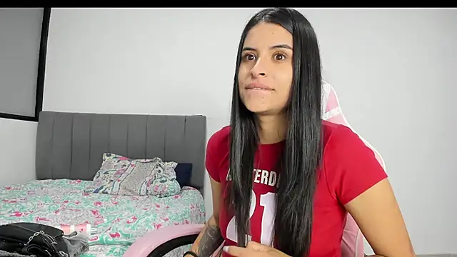  elektrah online show from February 17, 2025, 9:41 pm