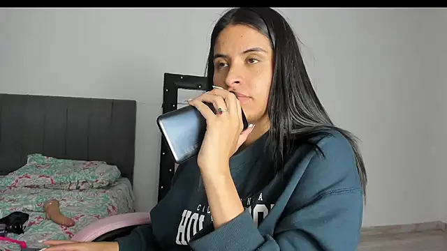  elektrah online show from February 27, 2025, 1:48 am