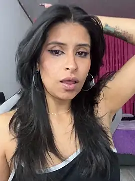 Snapshot of _elektrah chatting on May 7, 2026, 3:56 am elektrah online show from May 7, 2026, 3:56 am