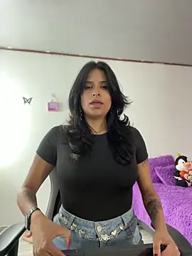 Snapshot of _elektrah chatting on May 10, 2026, 12:16 am elektrah online show from May 10, 2026, 12:16 am