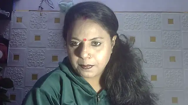 Sexy komolika online show from February 12, 2025, 1:48 pm