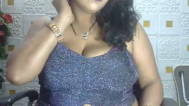 Sexy komolika online show from March 1, 2025, 4:33 pm