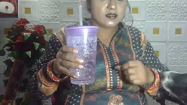 Sexy komolika online show from March 3, 2025, 4:56 pm