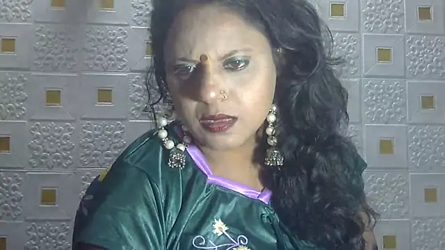 Sexy komolika online show from March 18, 2025, 5:21 pm