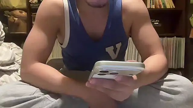 taka32204 online show from December 4, 2025, 7:33 pm