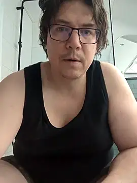 owned by goddess laurie online show from May 14, 2026, 5:58 am