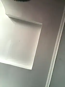 emiss  online show from September 27, 2025, 3:06 pm