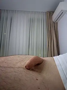 petarpalashev8777 online show from October 29, 2025, 7:04 pm