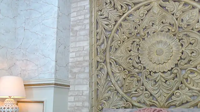 ThaniaJones online show from March 22, 2026, 11:46 am