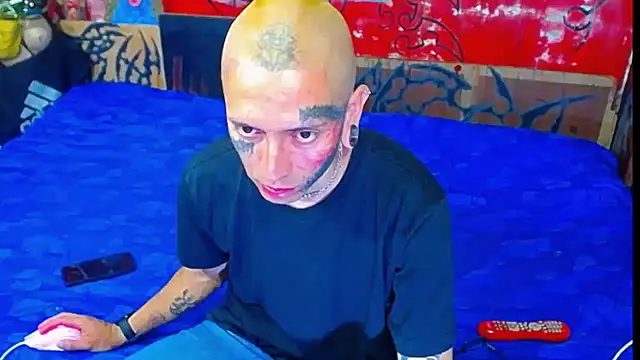 deivid estrada online show from November 11, 2025, 4:07 pm