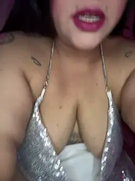Snapshot of Grifa_Sensual chatting on December 31, 2024, 12:43 am Grifa Sensual online show from December 31, 2024, 12:43 am