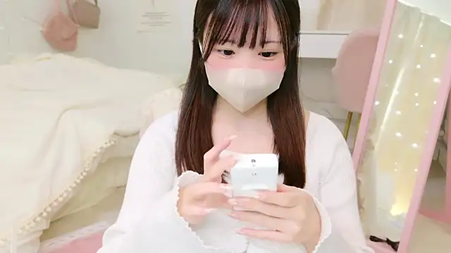 HONO cha online show from March 23, 2025, 1:09 am