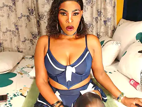 ChloeTyler23 online show from February 11, 2026, 9:47 am