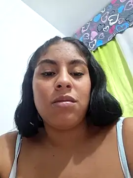 Snapshot of Angela_36 chatting on December 3, 2024, 5:53 am Angela 36 online show from December 3, 2024, 5:53 am