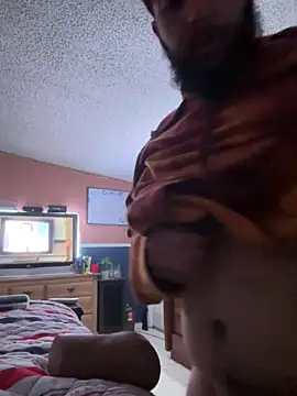 Snapshot of bigdickgio6923 chatting on January 8, 2025, 4:23 am bigdickgio6923 online show from January 8, 2025, 4:23 am