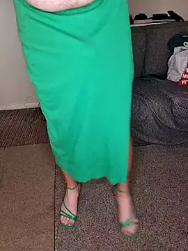 Snapshot of ellie-tv chatting on October 30, 2025, 9:22 am ellie-tv online show from October 30, 2025, 9:22 am