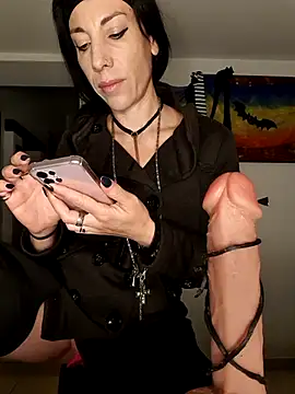 freyamoret online show from October 22, 2025, 1:39 am