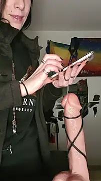 Snapshot of freyamoret chatting on February 25, 2026, 4:00 am freyamoret online show from February 25, 2026, 4:00 am