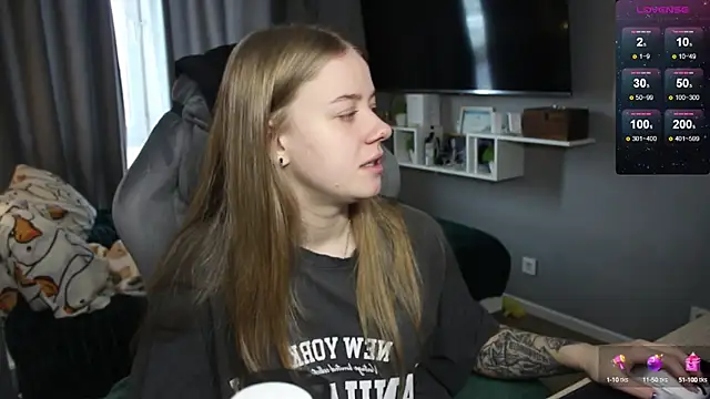 candy maggie online show from January 17, 2025, 9:39 am