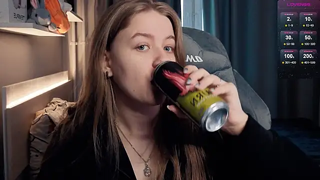 candy maggie online show from January 27, 2025, 11:32 am