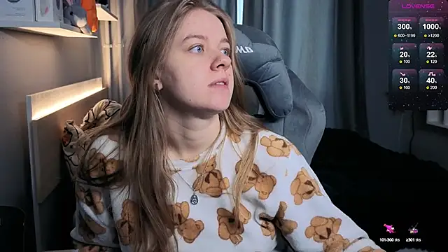 candy maggie online show from March 12, 2025, 9:44 am