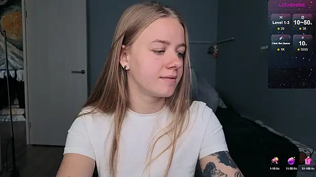 candy maggie online show from September 12, 2025, 7:41 am