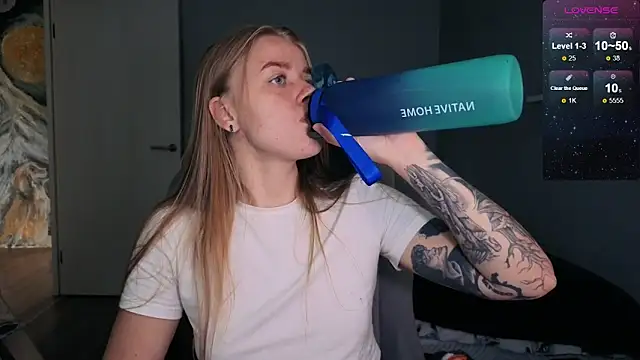 candy maggie online show from September 16, 2025, 7:42 am