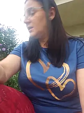 KristenVega online show from September 10, 2025, 4:18 pm